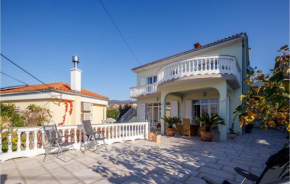 Amazing Apartment In Novi Vinodolski With Wifi